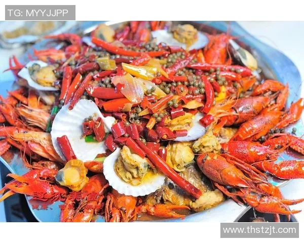 广东宏远逆转山东队赢得2020总决赛冠军球迷狂欢场面引爆全城 广东宏远逆转山东队赢得2020总决赛冠军球迷狂欢场面引爆全城