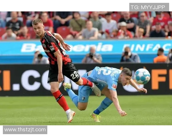 弗赖堡主场力抗多特蒙德逼平榜首强队